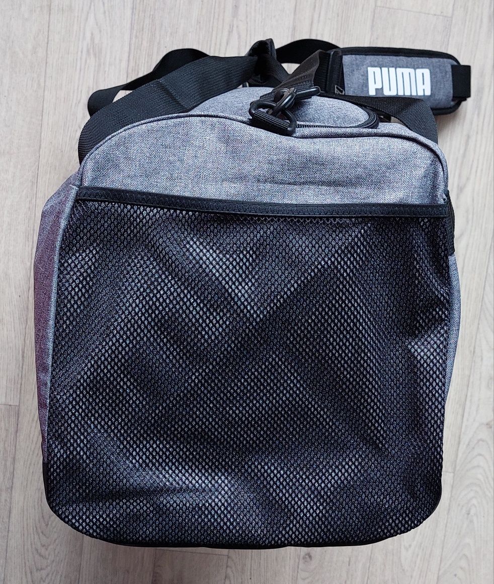 Сумка б/у спортивная PUMA 52L