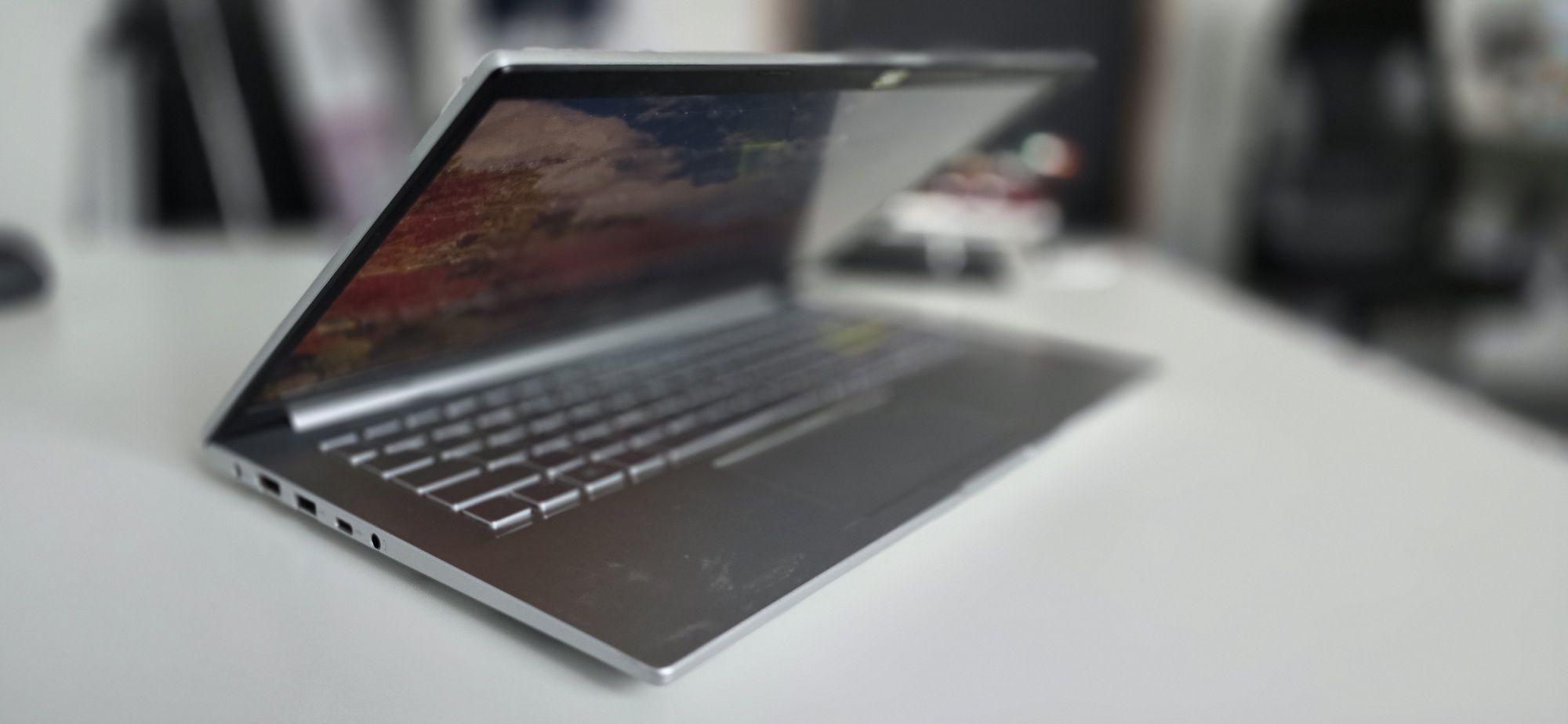 Laptop Asus k 413e