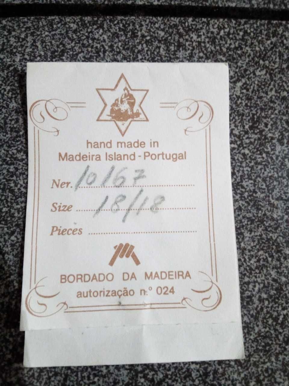 Bordados da Madeira (toalhas de mesa)