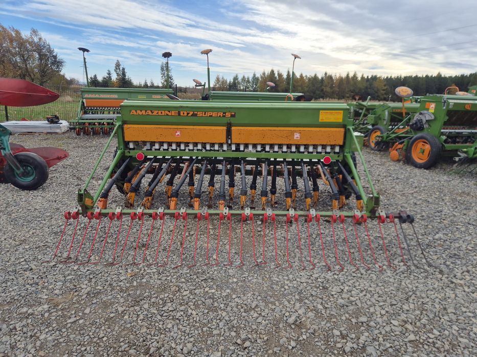 Amazone D7  super 3m siewnik zbożowy  Ścieżki Znaczniki  d8 special