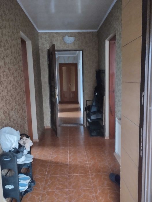 Будинок у передмісті Сум