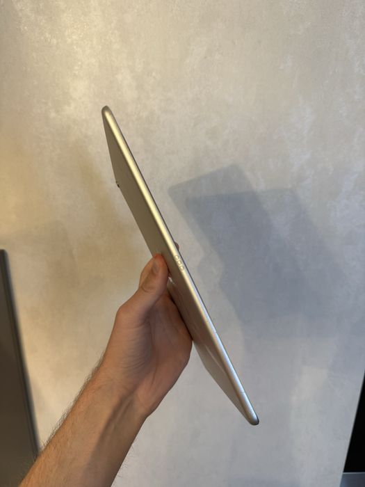 iPad Pro 9.7 32gb Silver планшет з гарантією для ігор