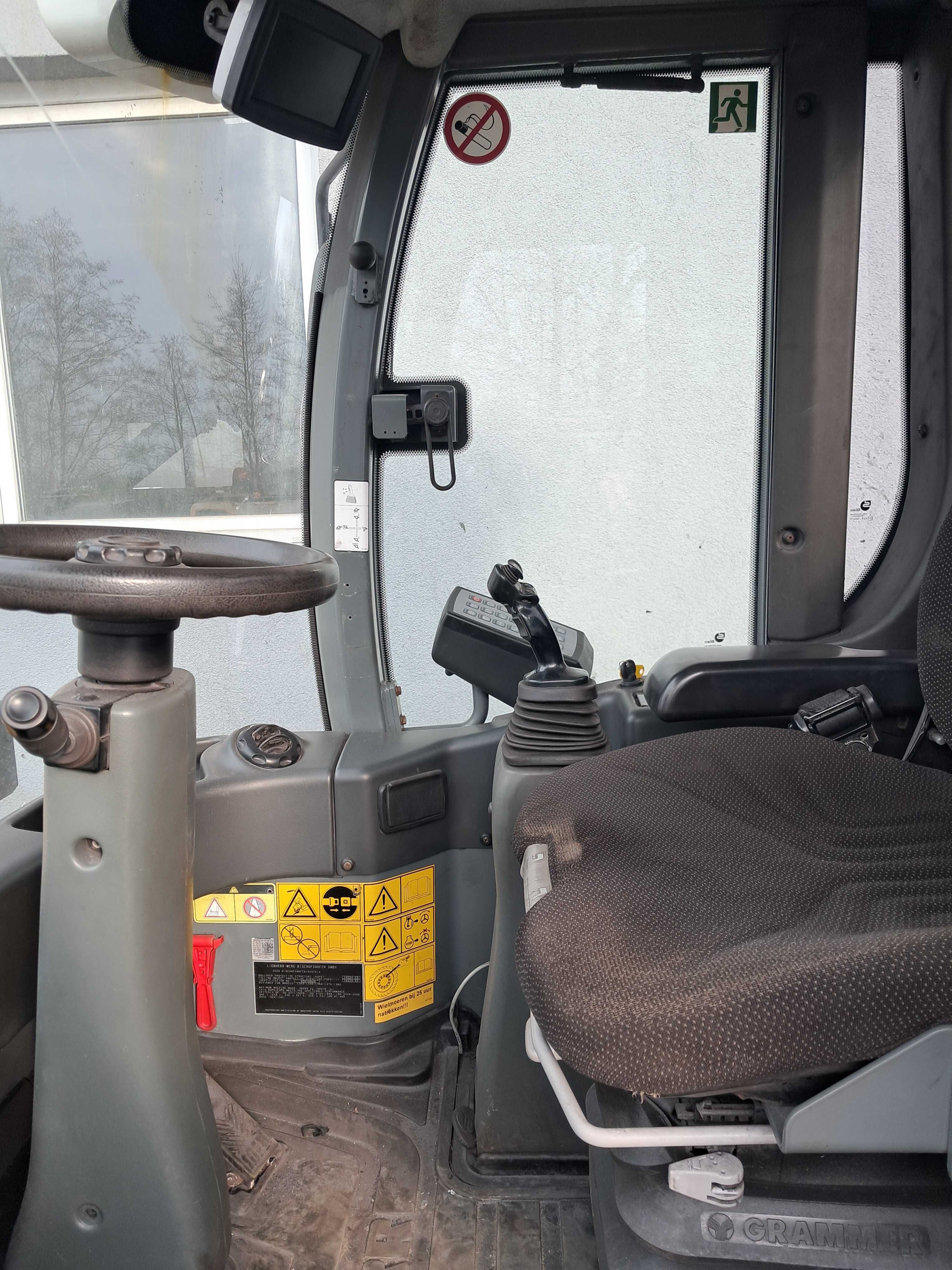 LIEBHERR L550 Długi Wysięgnik 2015r  Centralne Smarowanie 20,5t