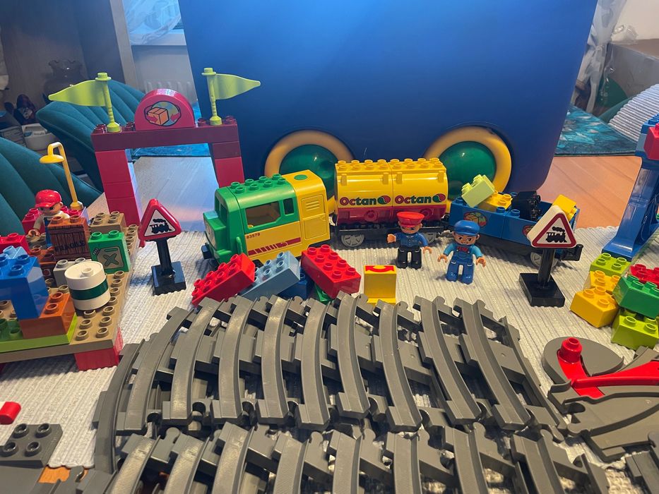 Zestaw Lego Duplo Duży Pociąg Towarowy