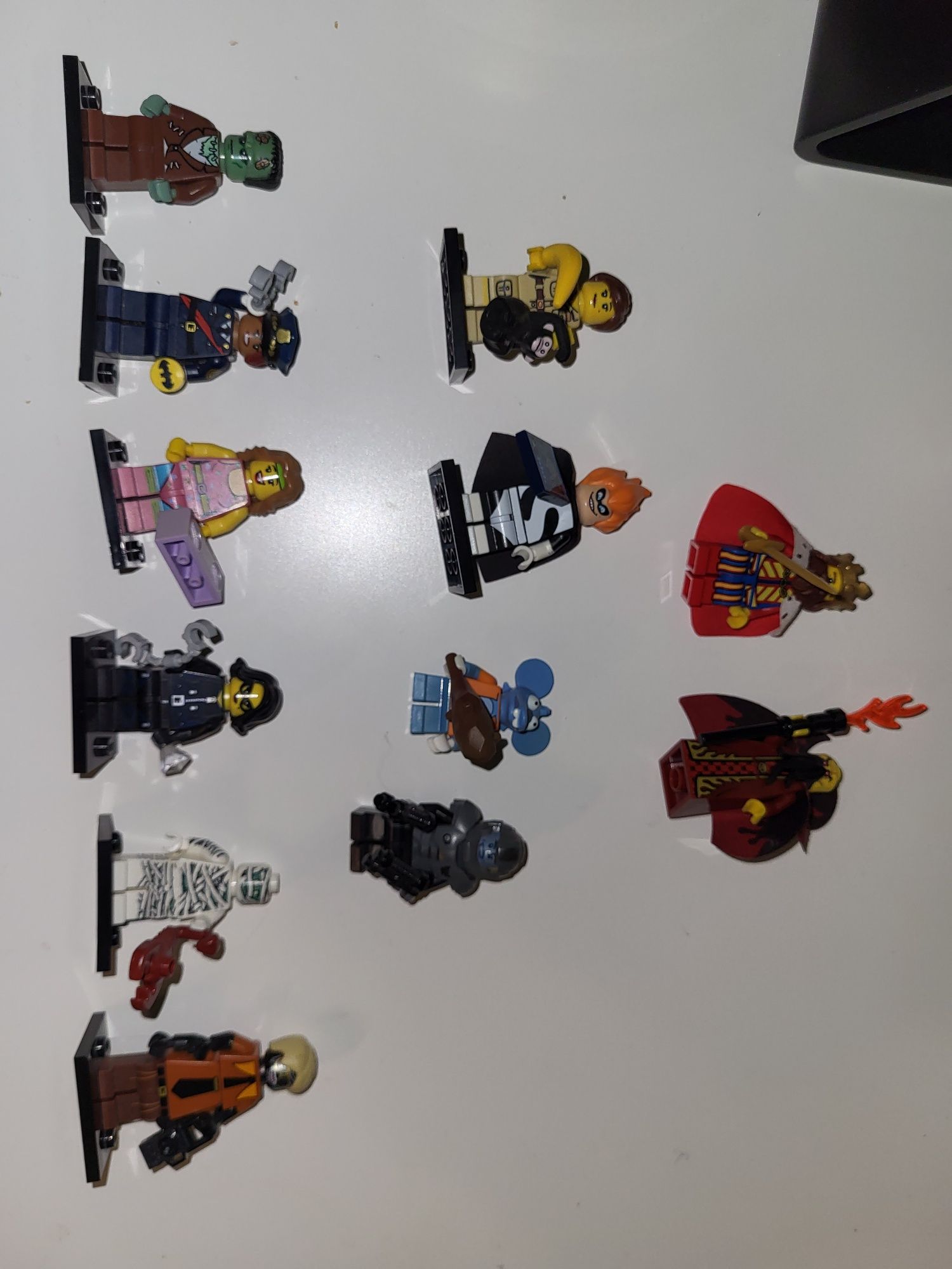 LEGO figurki minifigurki ludziki klocki