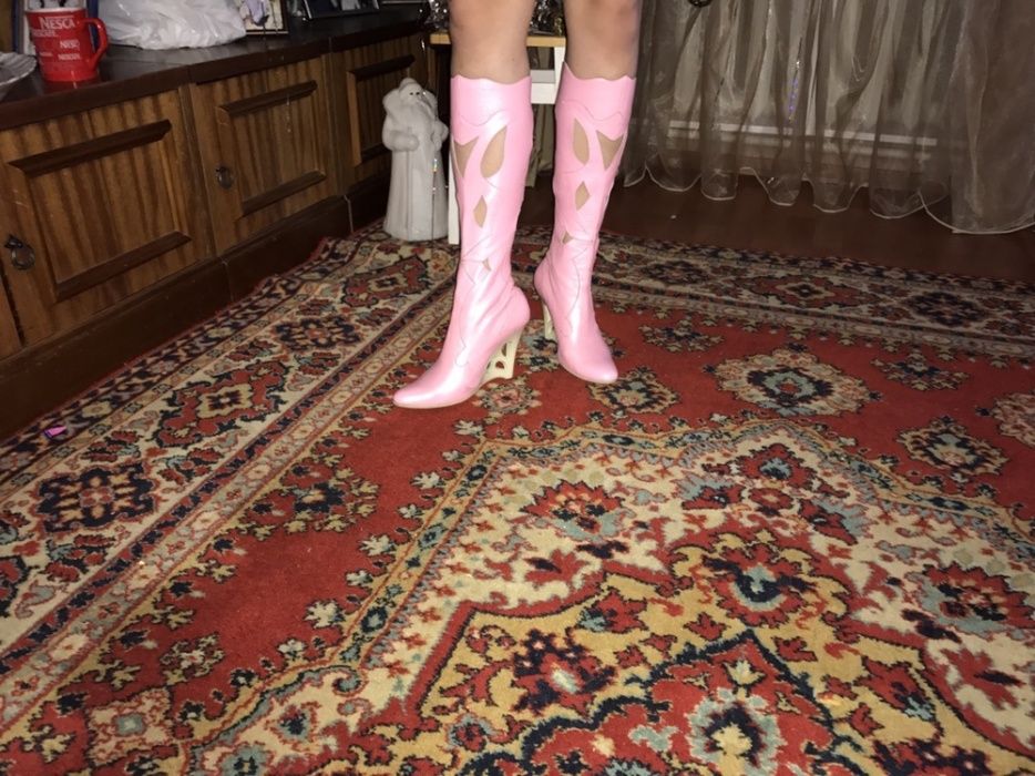 Продам сапоги женские