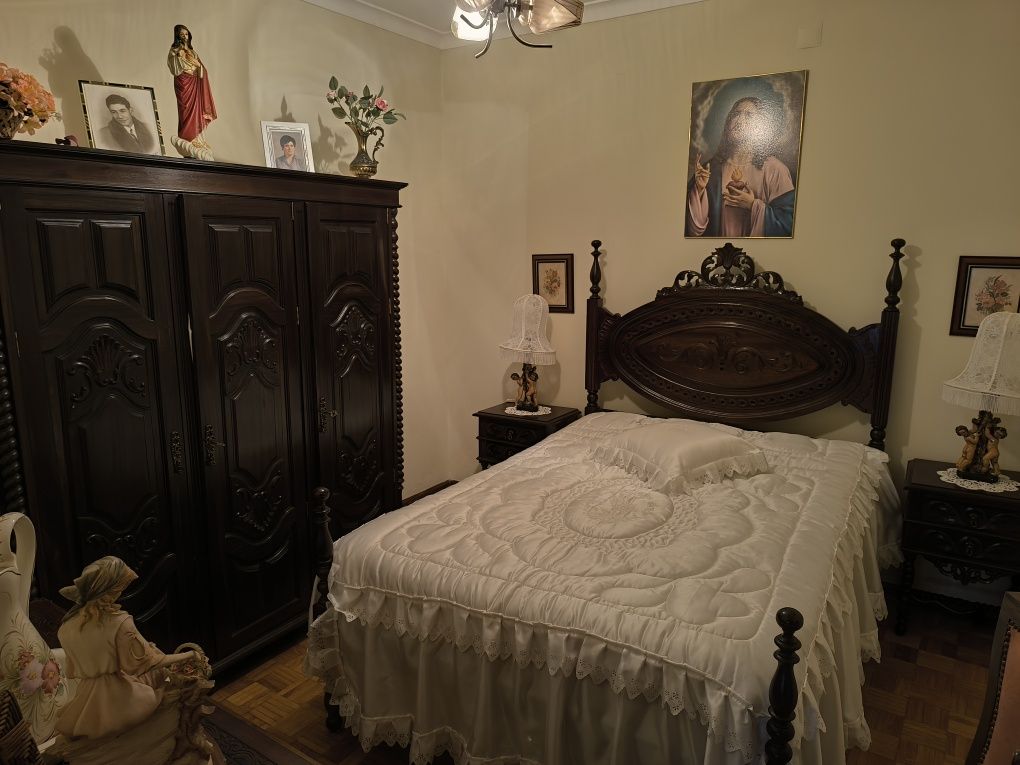 Cama ( está como nova )