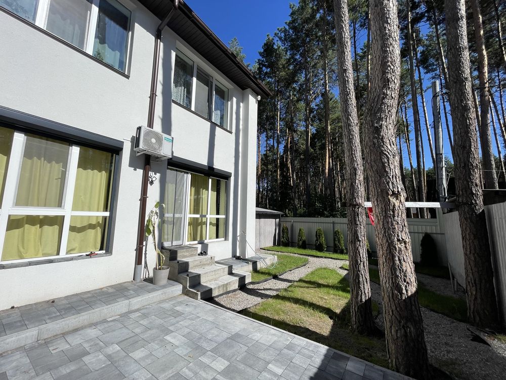 Продам ТаунХаус, Дарницький, Лісова 11