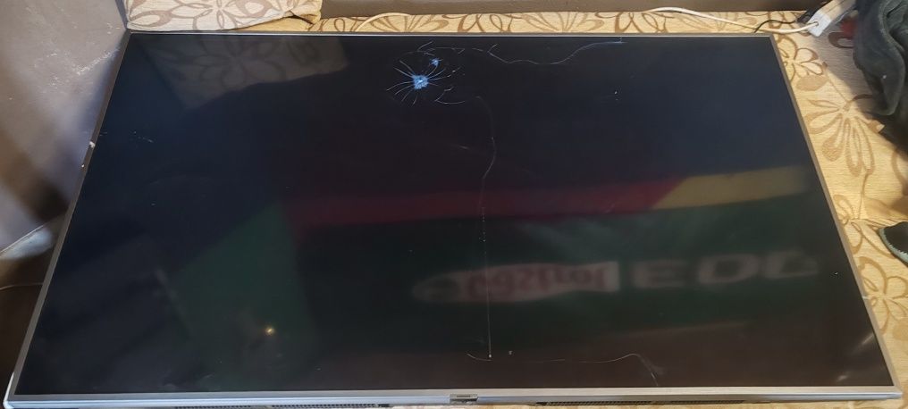 Samsung 65 cali uszkodzona matryca