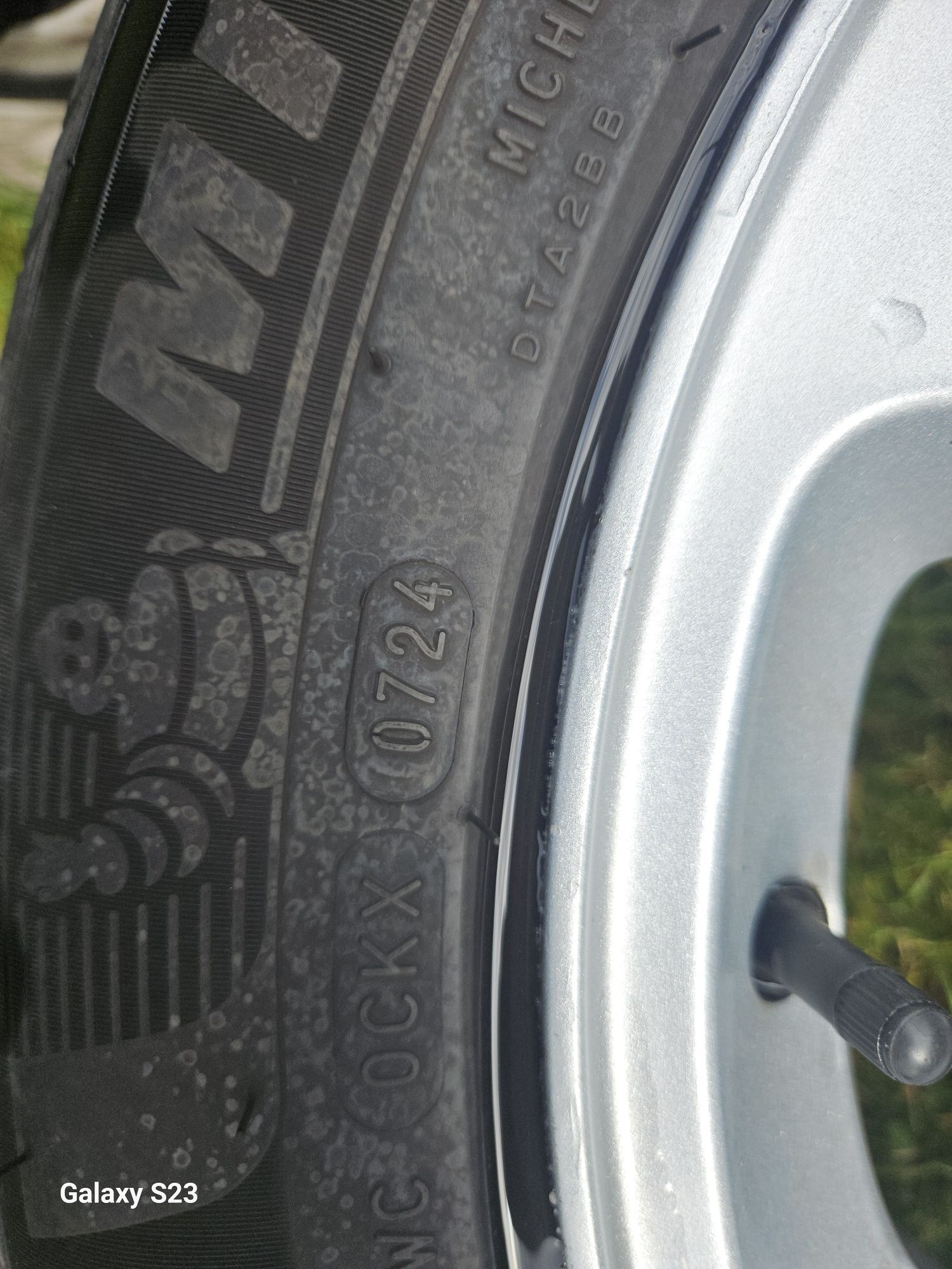 Koła 205/55 R16  5x108 z nowymi oponami MICHELIN PRIMACY 4