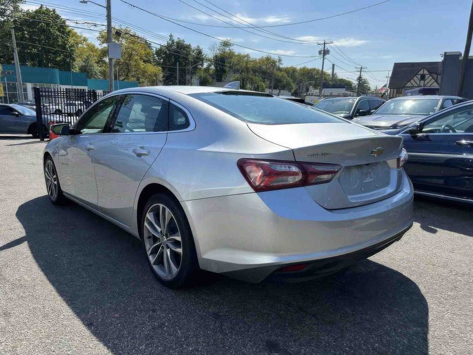 Chevrolet Malibu LT      2022