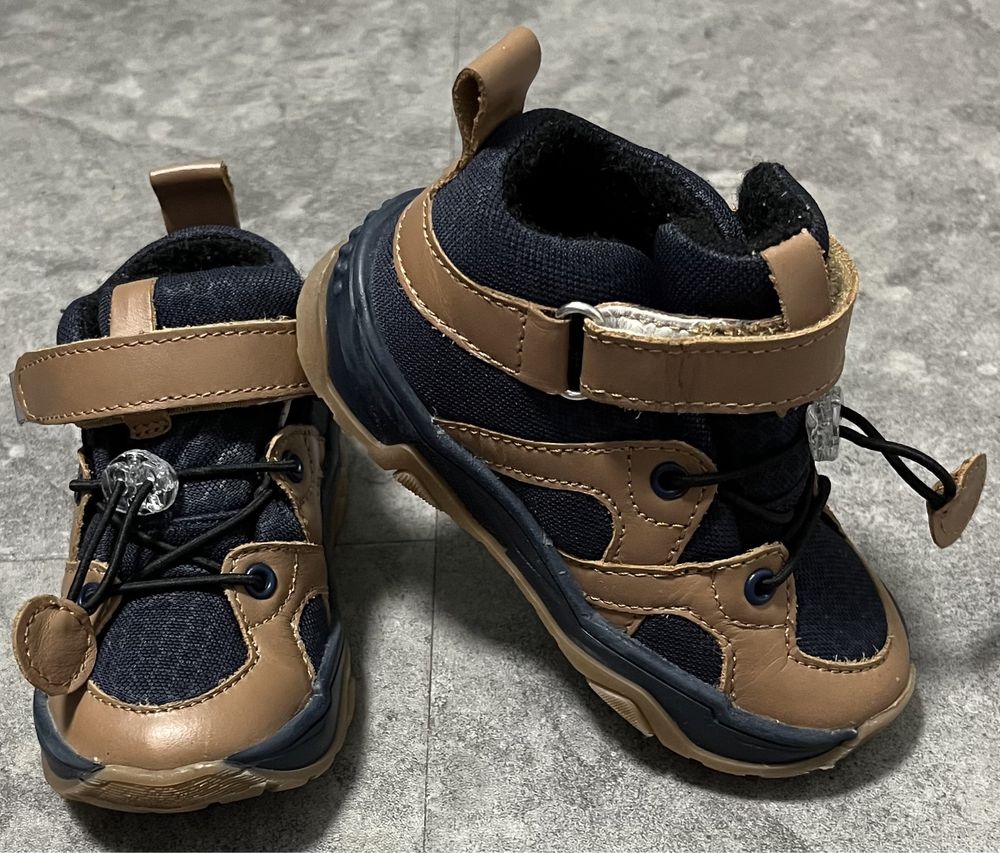 Buty trzewiki ocieplane Bartek roz.22 14,3cm
