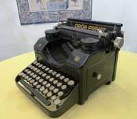 Maquina de escrever Vintage Século XX - muito antiga