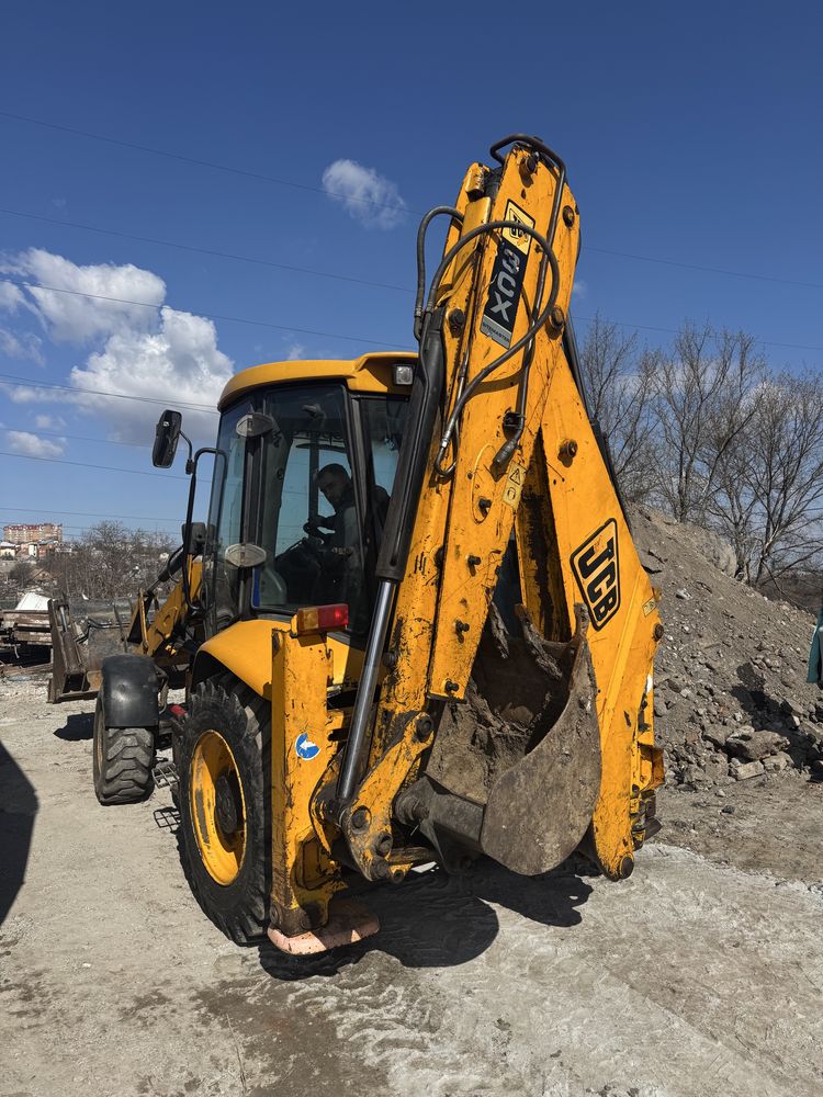 Продам экскаватор-погрузчик JCB 3CX sitemaster 2008 год