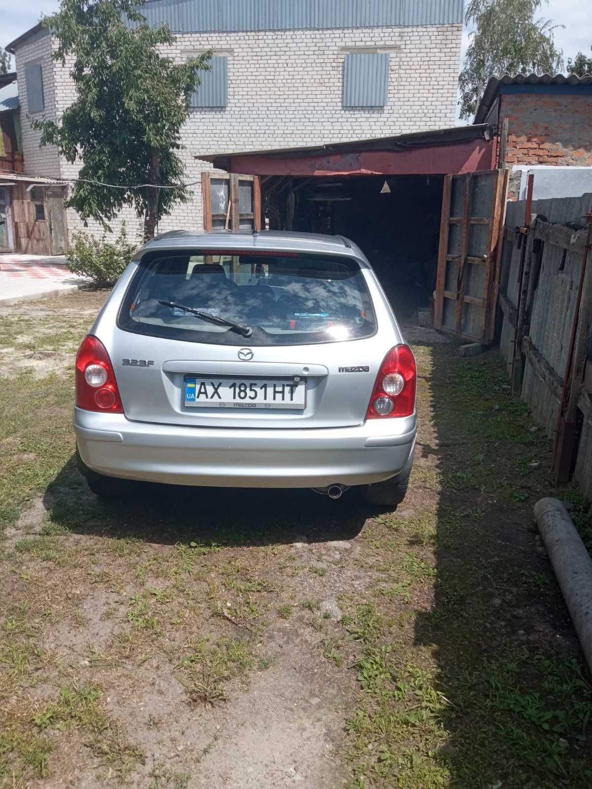 Продам автомобиль Мазда 323f