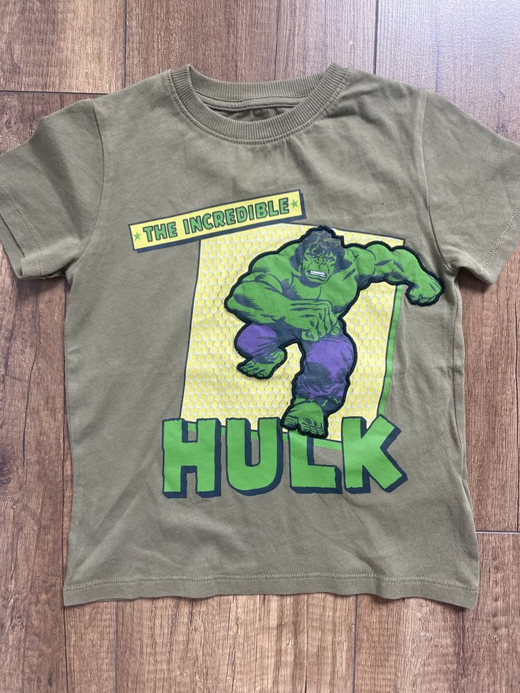 Koszulka disney hulk 3szt 104 cm w paski z napisami marvel na lato