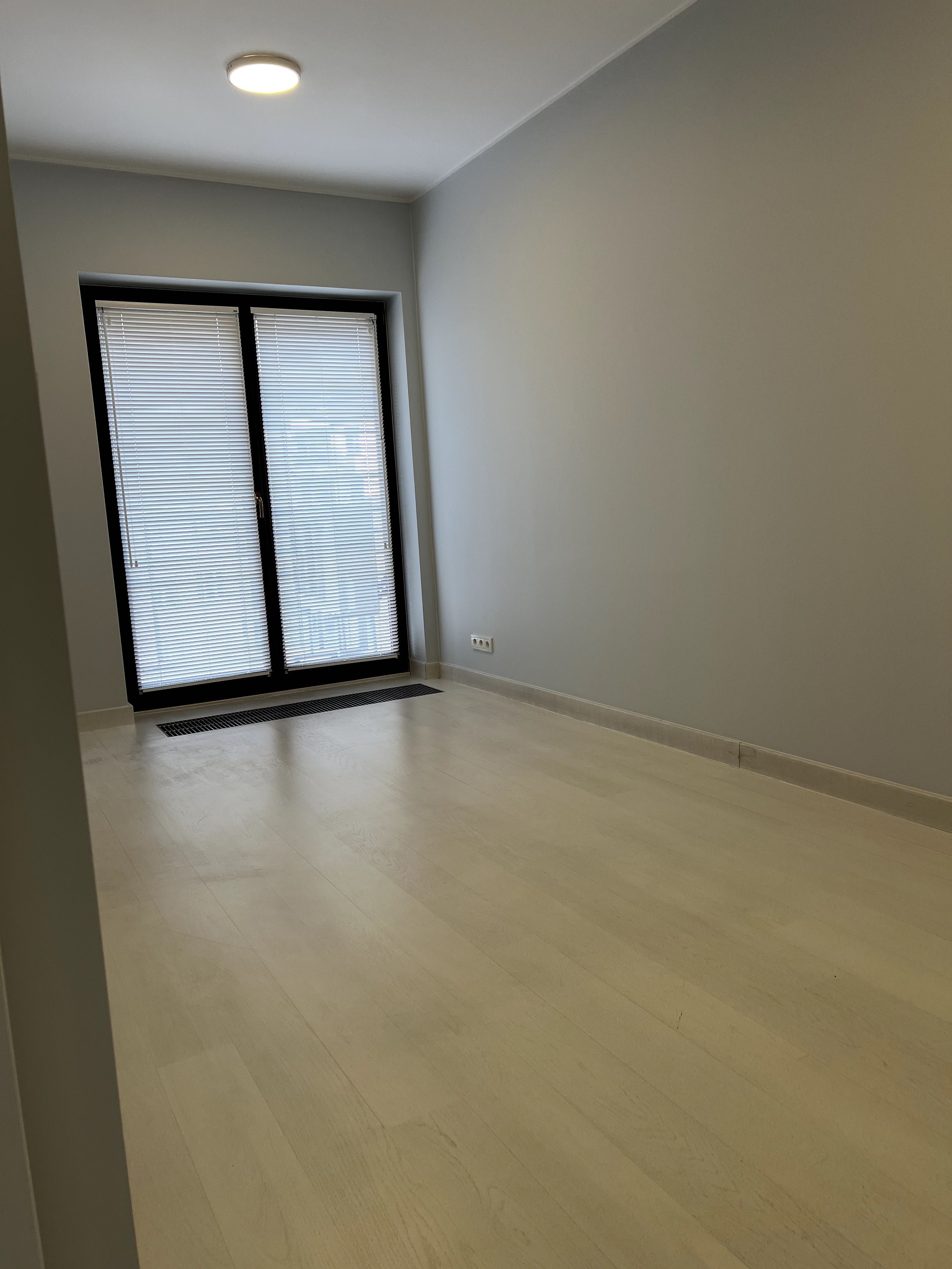 Przestronny i jasny apartament w samym centrum Wrocławia