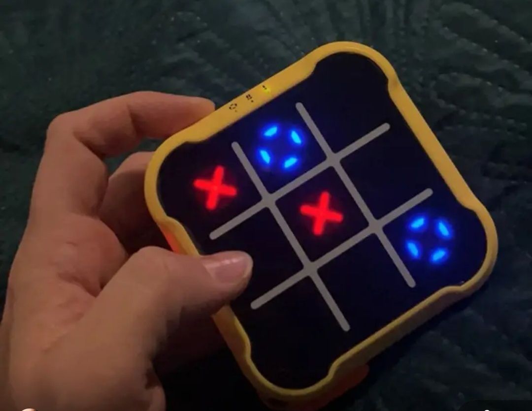 Крестики нолики портативная электронная игра tic tac toe