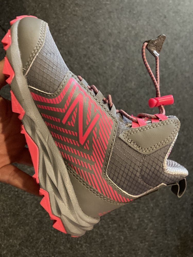 New Balance buty trekkingowe zimowe 30   -  wyprzedaz