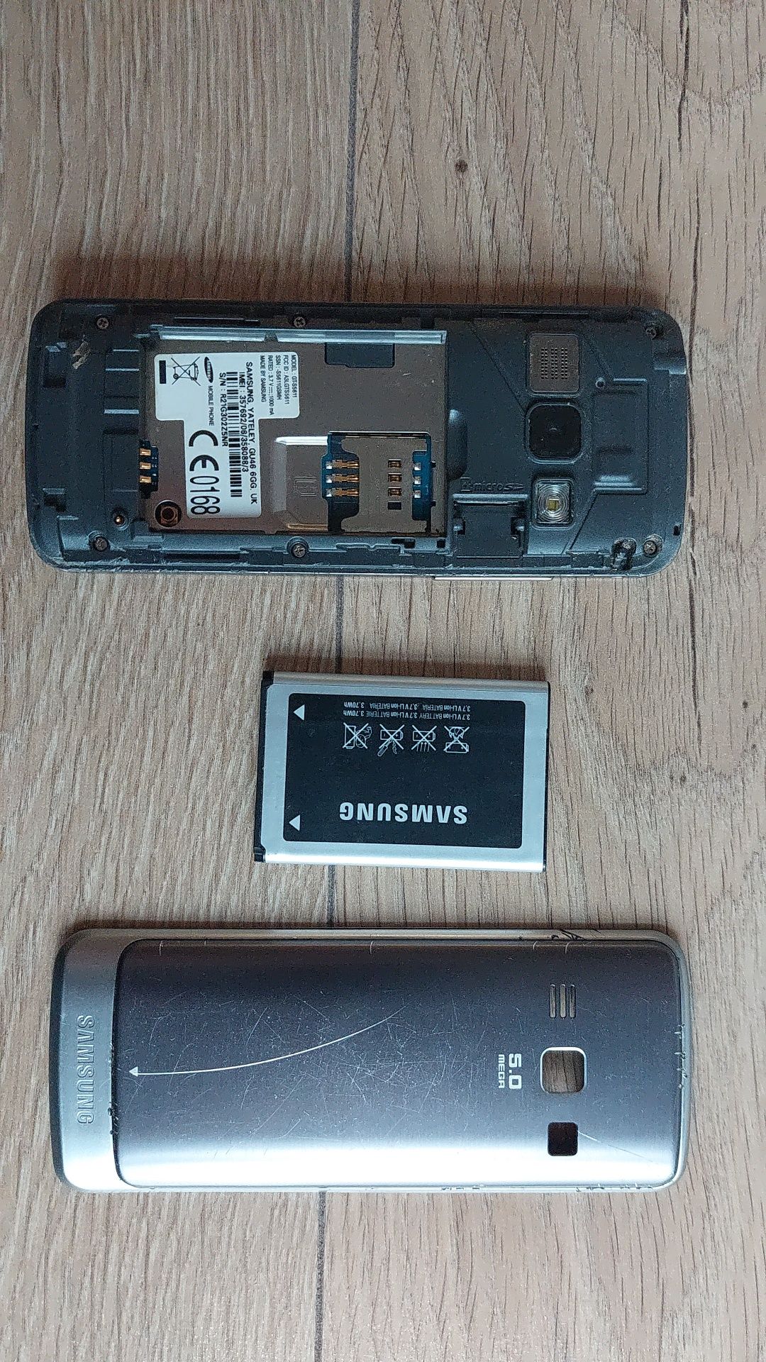 Kolekcjonerski Samsung S5611 bez simloka