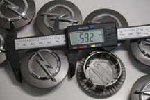 Dekielki OPEL 59 mm DEKIELEK KOŁPACZEK 1327.6166 PA6-M30 grafitowe