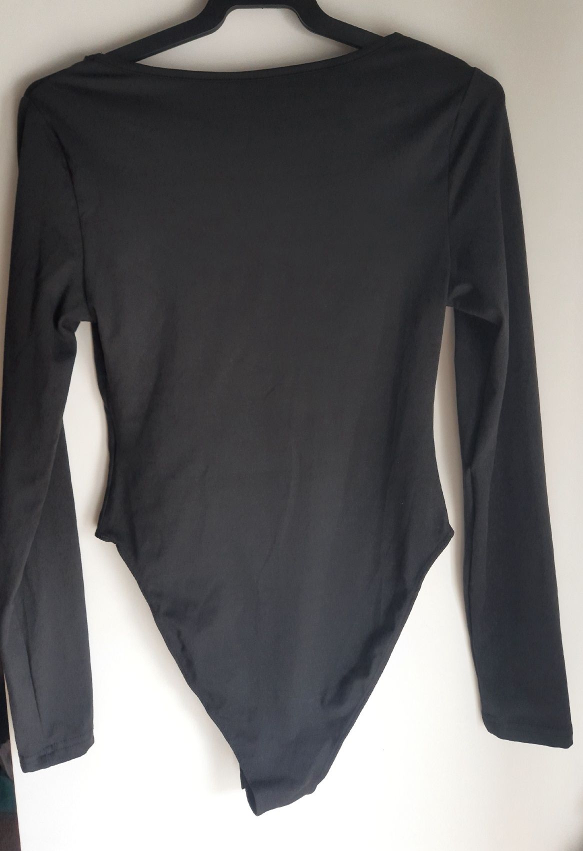 Body simples preto