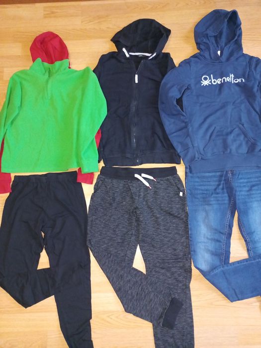 Пакет на девочку 10-11 лет куртка, платье, толстовка Benetton, флиска