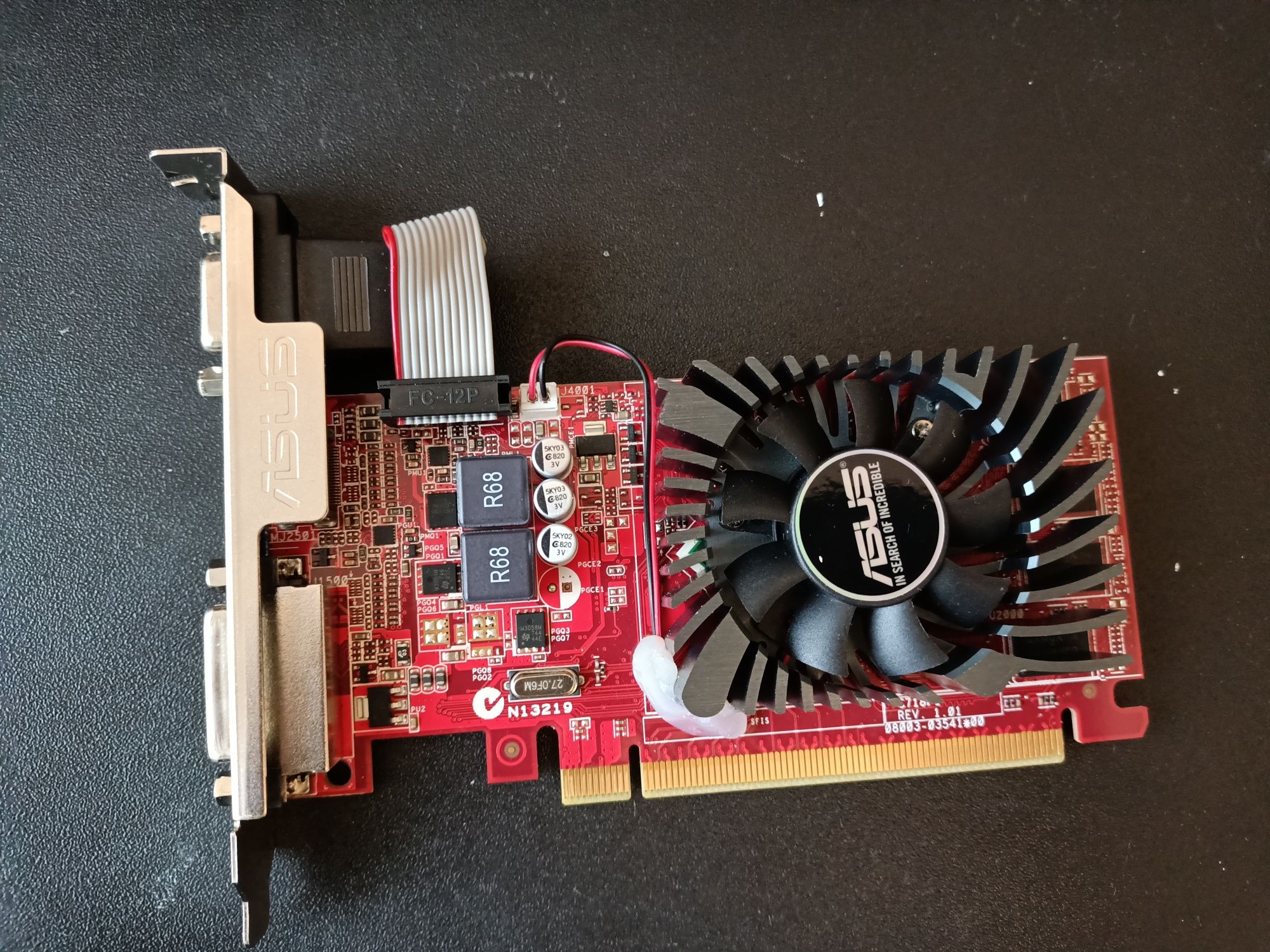 Karta graficzna Radeon - 4GB - 100% sprawna