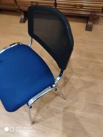 Krzesła idealne do biura bądź gabinetu
