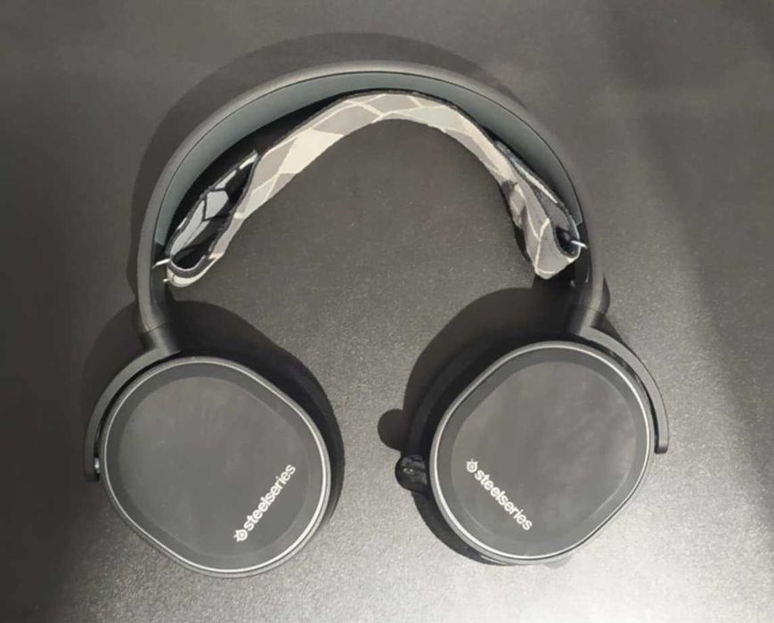 SteelSeries Arctis 3 Słuchawki nauszne gamingowe Mikrofon PC PS5 Xbox