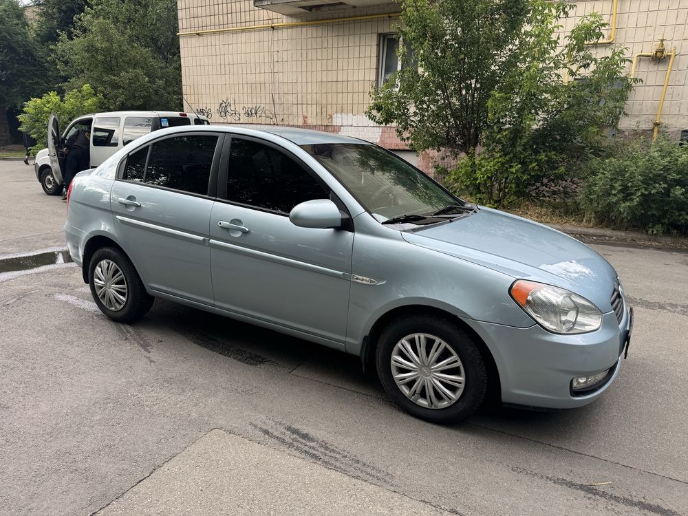 Hyundai Accent 1.6 автомат не фарбований