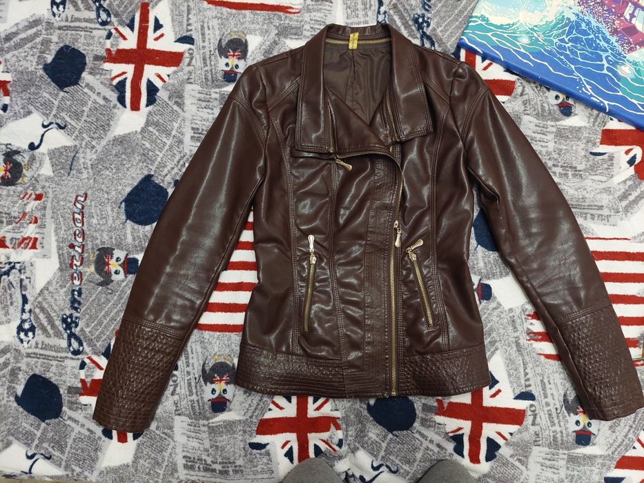 Продам куртку "кожанка" б/у
