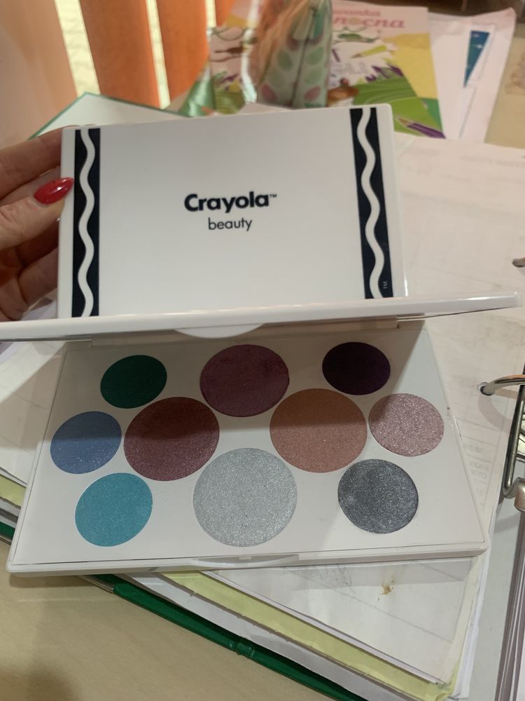 Cienie do powiek nowe Crayola Beauty