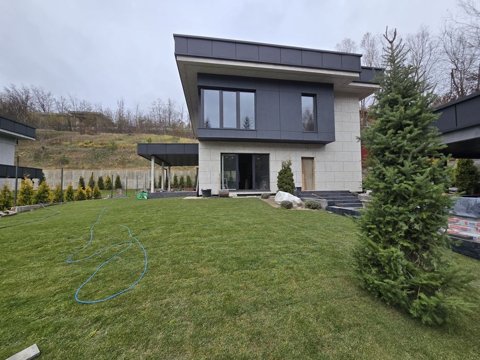 Будинок 230 м2 панорама газ 16 соток газон с. Лісники поруч Ходосівка