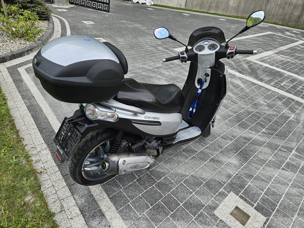 Sprzedam skuter Piaggio Carnaby 125