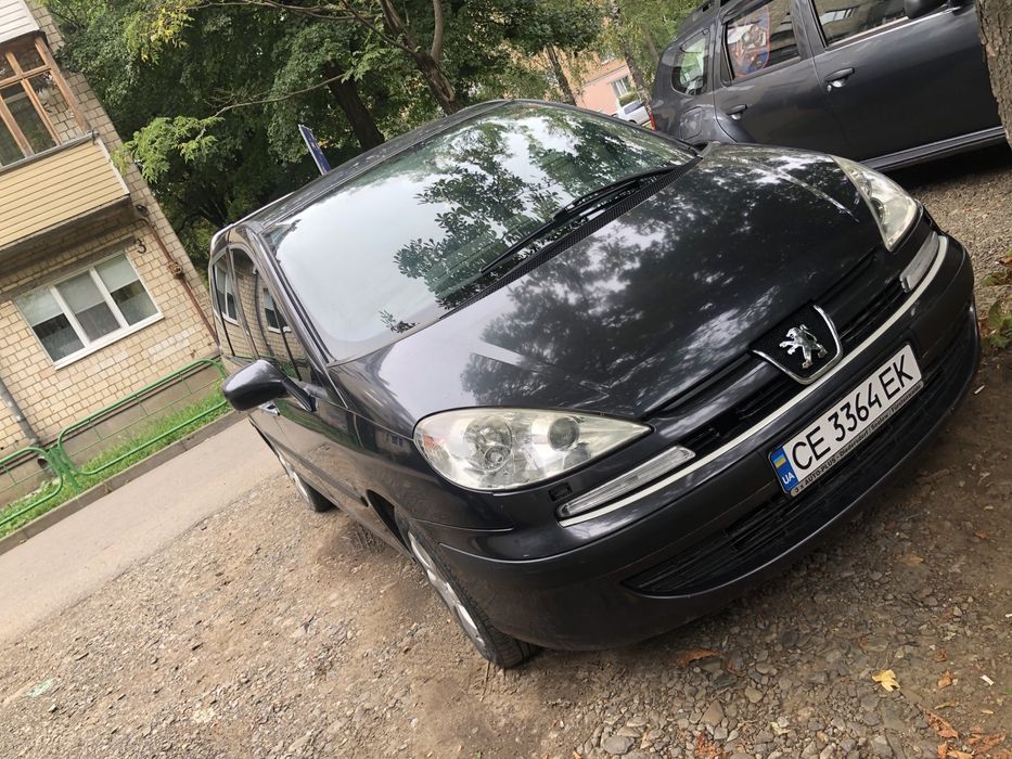 Пежо 807 (7 місний)