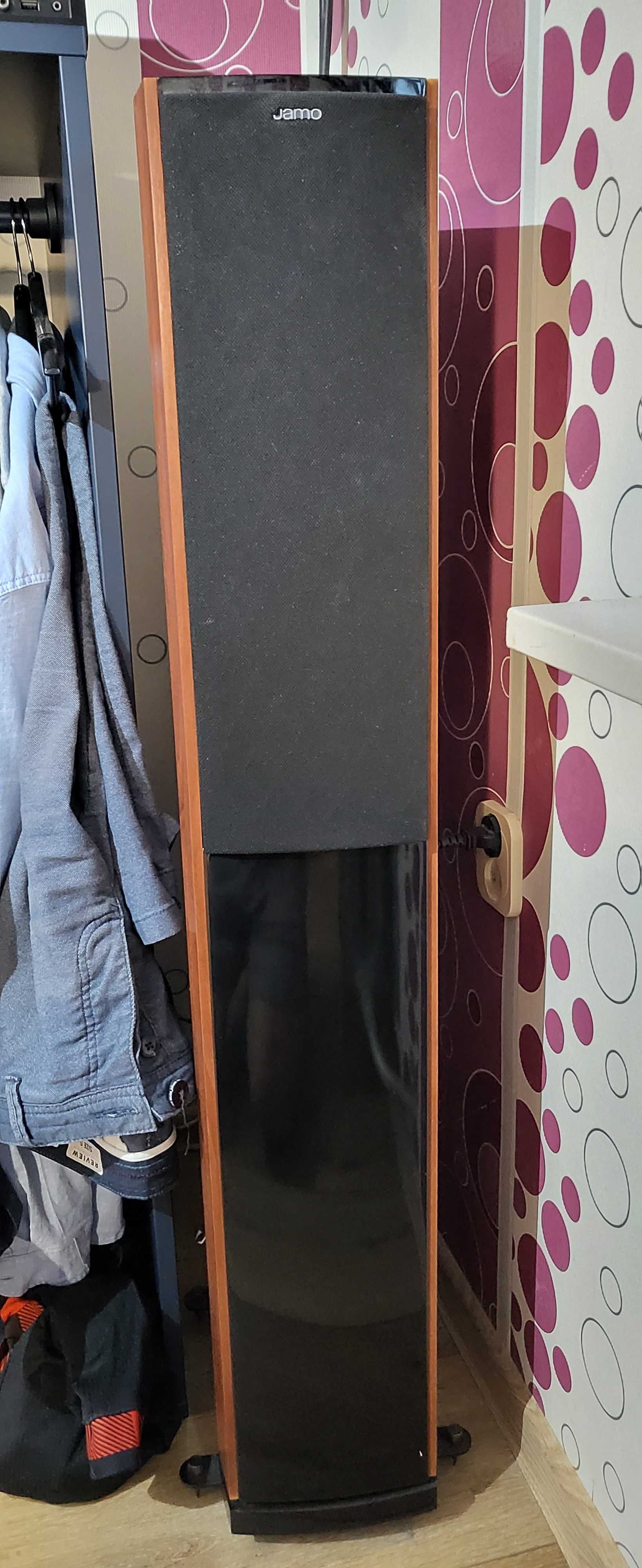 Kolumny Jamo S 606