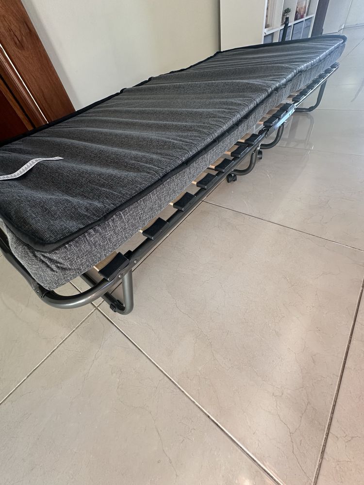 Cama dobravel solteiro c/colchao