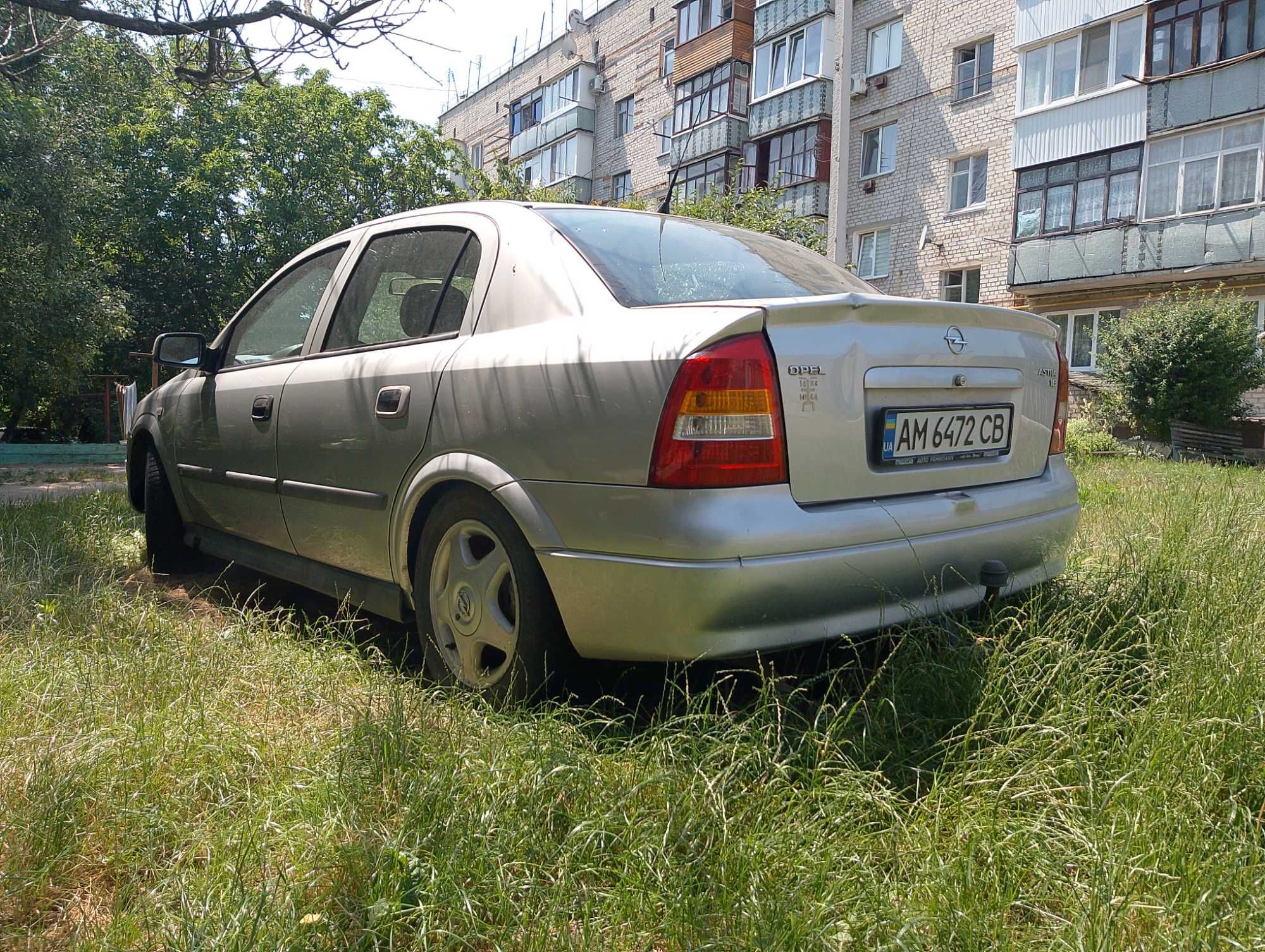 Авто Опель Астра