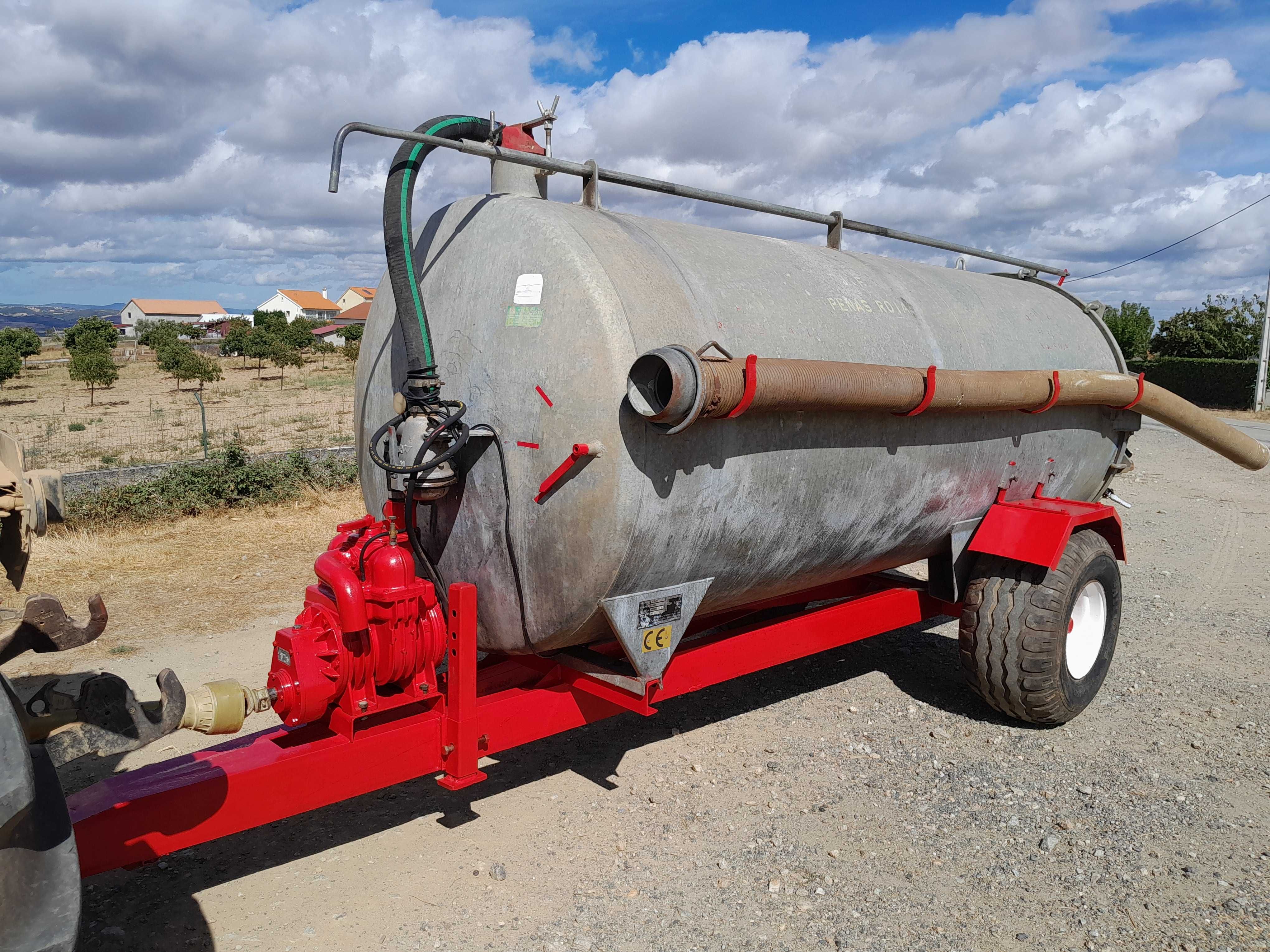 Cisternas de 3000L a 6000L