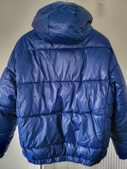 Błyszcząca kurtka puffer męska w kolorze niebieskim - rozmiar L