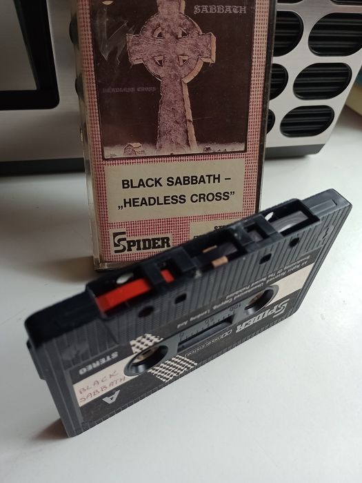 Black Sabbath - "Headless Cross"