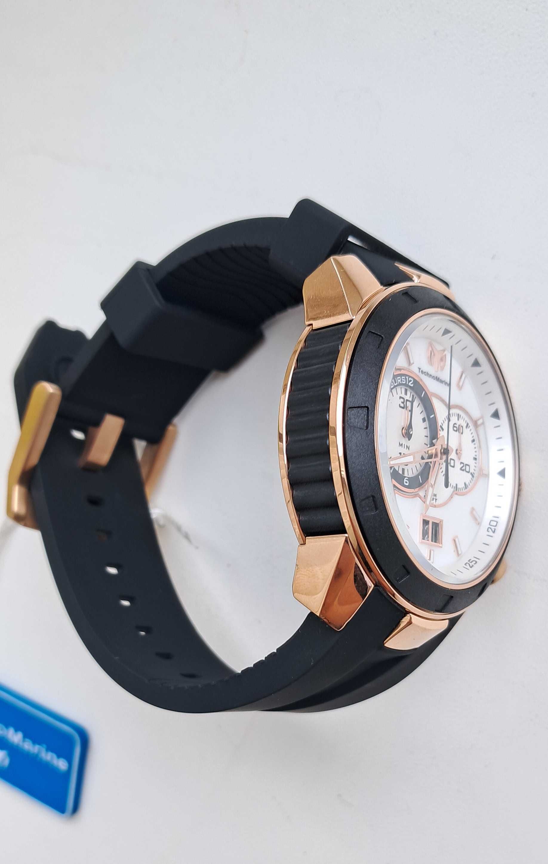 Мужские часы TechnoMarine UF6 Swiss Ronda 5020.B отInvicta (Инвикта)