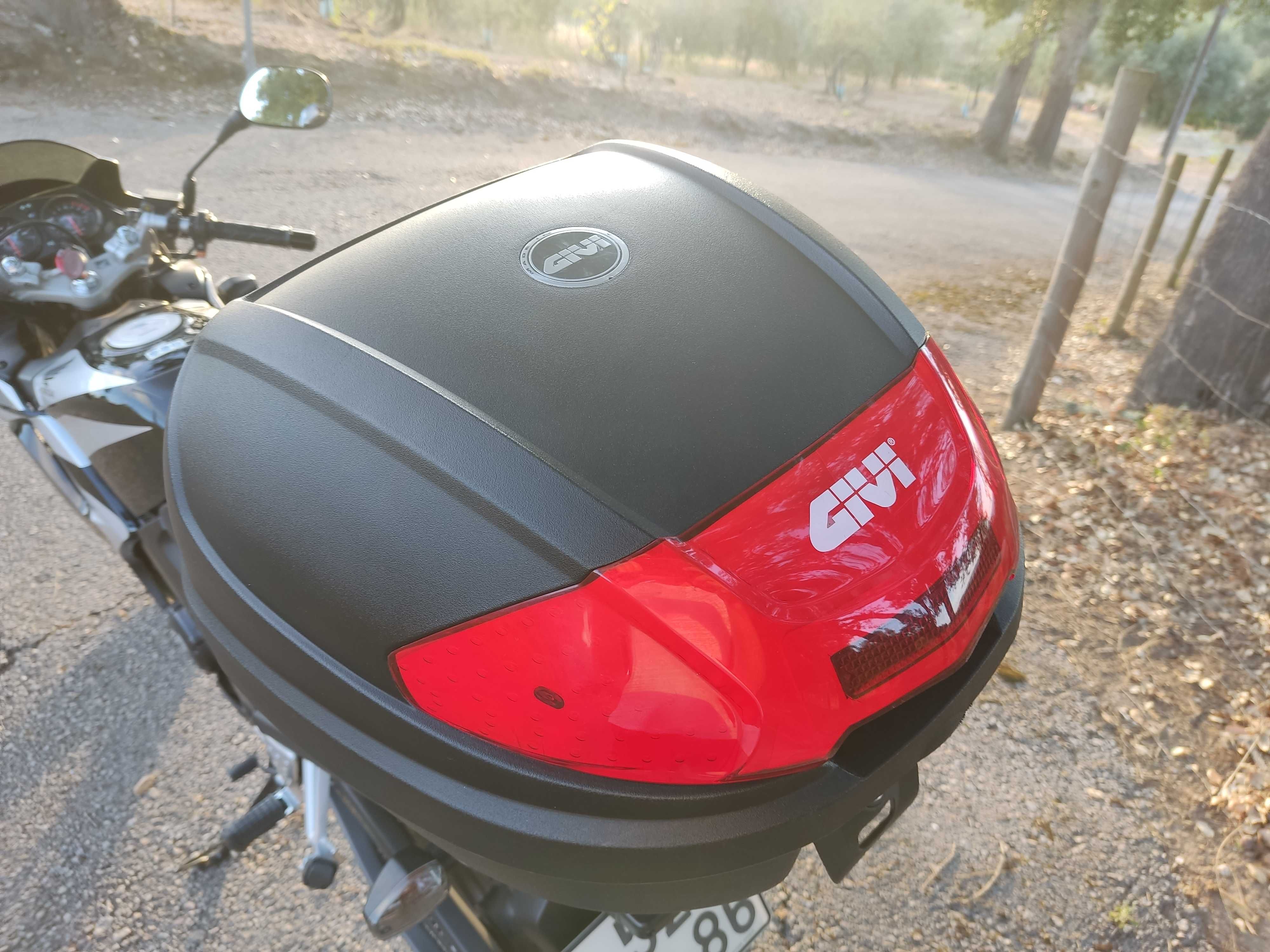 Honda Cbr 125, muito bom estado
