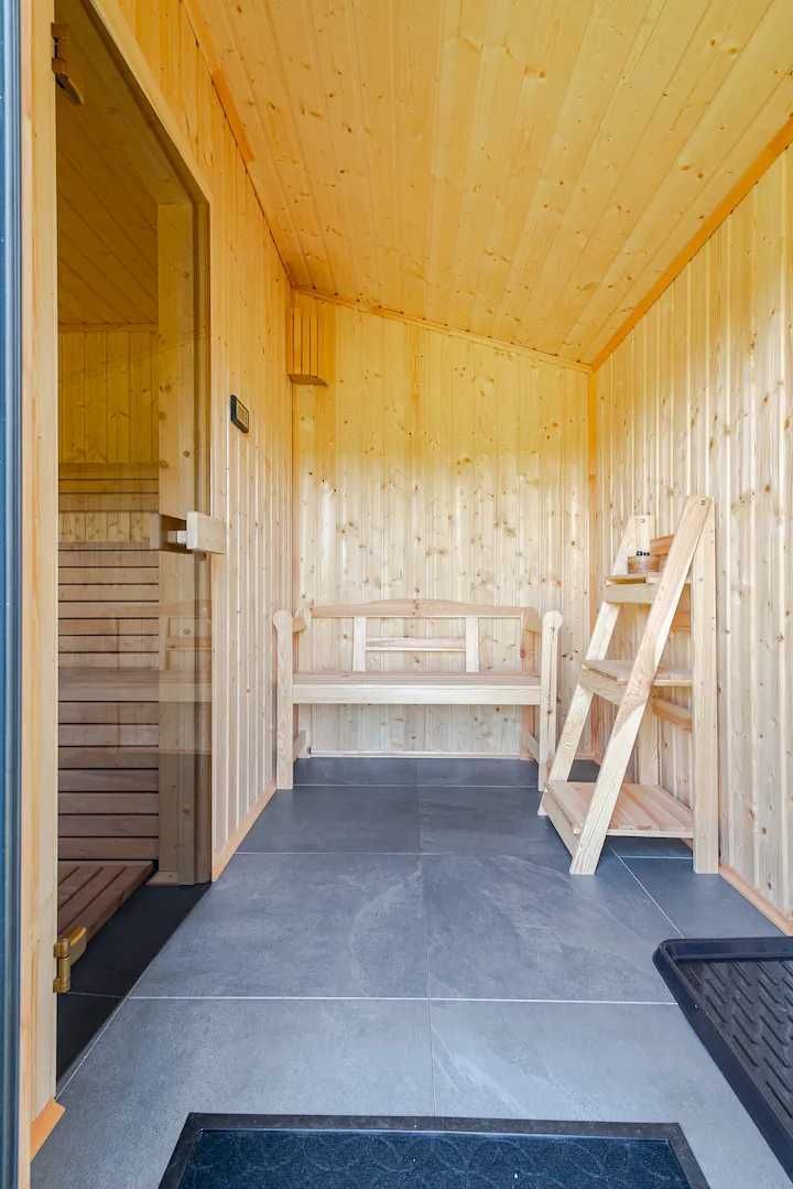 Całoroczny domek na Kaszubach (gorąca balia, jacuzzi, sauna)