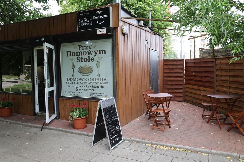 Lokal gastronomiczny po generalnym remoncie + pełne