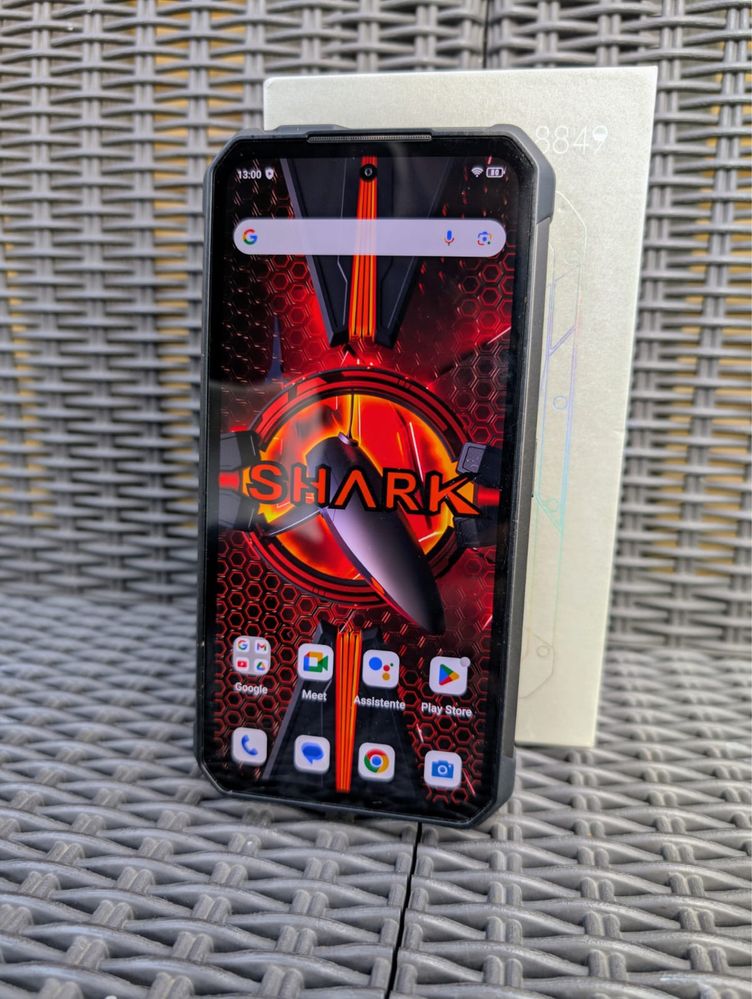 Smartphone resistente 8849 SHARK 3 de 512 GB