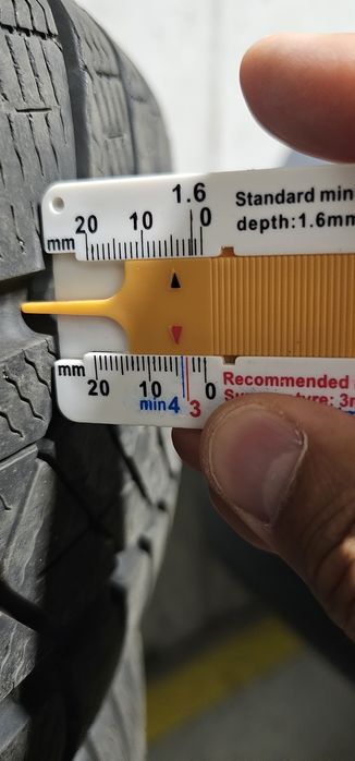Opony Pirelli Sottozero 3, 225/55/18 4sztuki 4/5 mm zimowe