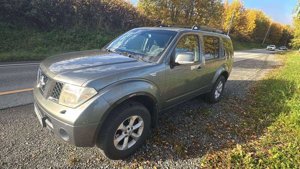 Автомобіль Nissan