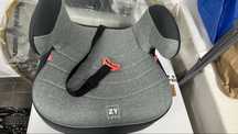 Assento Auto Zippy com Isofix – Excelente Estado